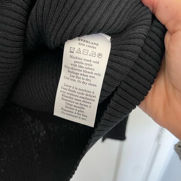 SOLD Ribbed Scoop-Neck Sweater - Picture 3 of 5